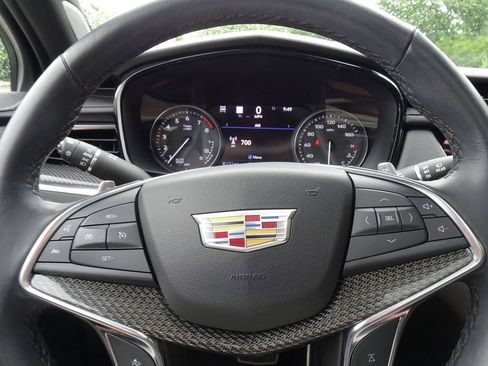 Certified 2023 Cadillac XT5 Sportv w/ Technology Package AWD/4WD image 19