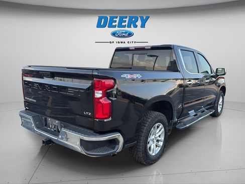 Used 2022 Chevrolet Silverado 1500 LTZ w/ LTZ Premium Package AWD/4WD image 6
