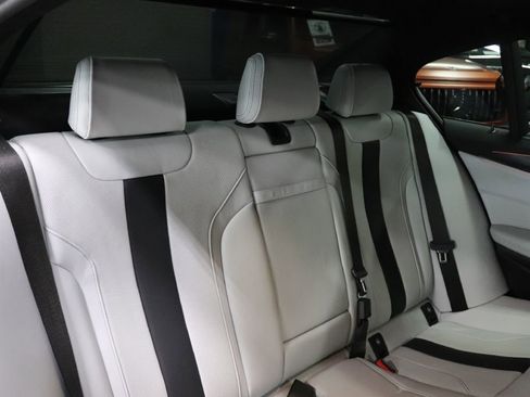 Used 2022 BMW M5 w/ Executive Package image 20