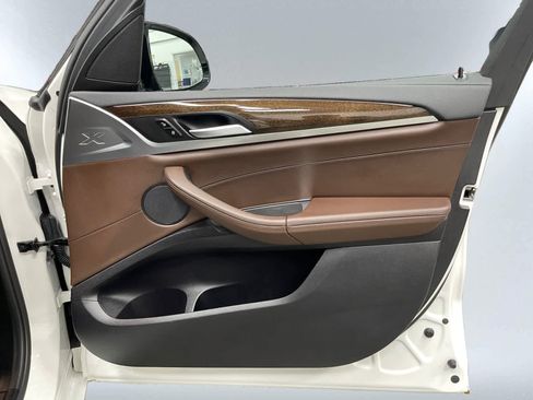 Used 2023 BMW X3 M40i w/ Premium Package image 16