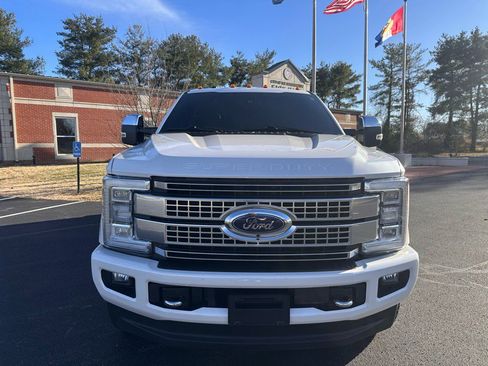 Used 2017 Ford F350 Platinum w/ Platinum Ultimate Package image 5