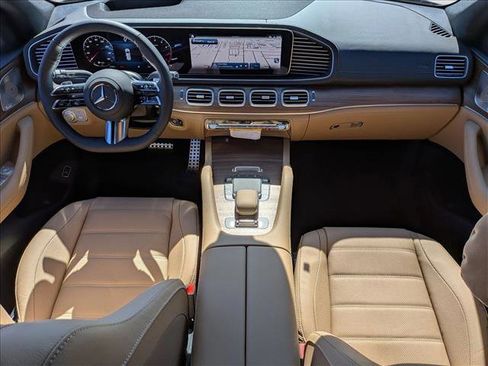 New 2026 Mercedes-Benz GLS 580 4MATIC image 14