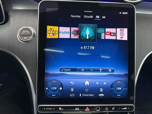 Used 2025 Mercedes-Benz C 300 Sedan image 34