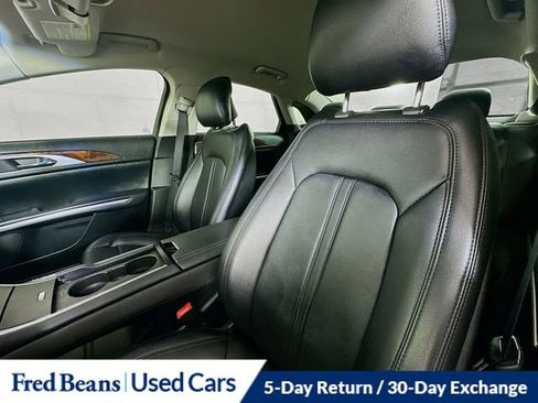 Used 2016 Lincoln MKZ AWD image 22