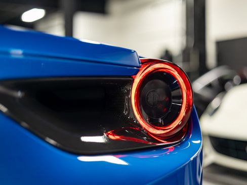 Used 2016 Ferrari 488 Spider image 96