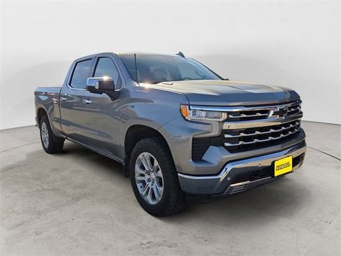 Used 2023 Chevrolet Silverado 1500 LTZ w/ Technology Package image 7