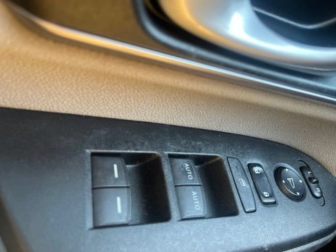 Used 2019 Honda CR-V EX image 23