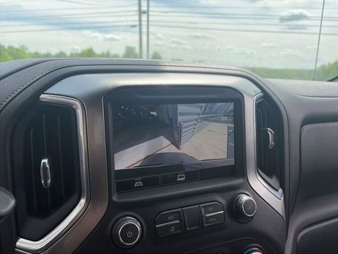 Used 2021 Chevrolet Silverado 1500 RST AWD/4WD image 16