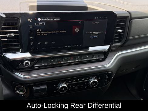 Used 2025 GMC Sierra 1500 SLT RWD image 19