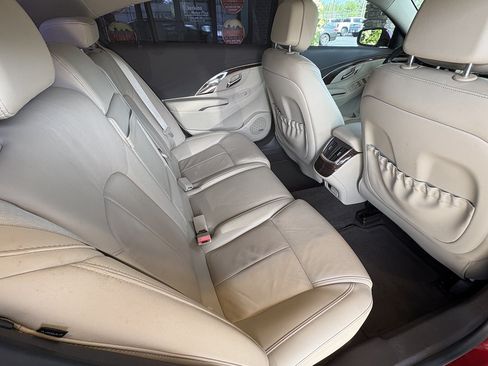Used 2014 Buick LaCrosse Leather FWD image 29