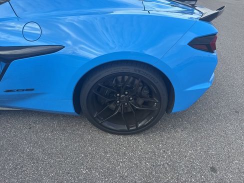 Used 2025 Chevrolet Corvette Z06 w/ Stealth Interior Trim Package image 8