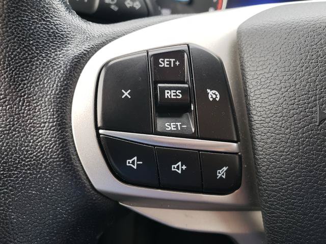 Used 2021 Ford Explorer XLT w/ Equipment Group 202A AWD/4WD image 22