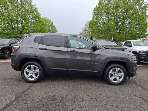 Used 2023 Jeep Compass Sport AWD/4WD image 10