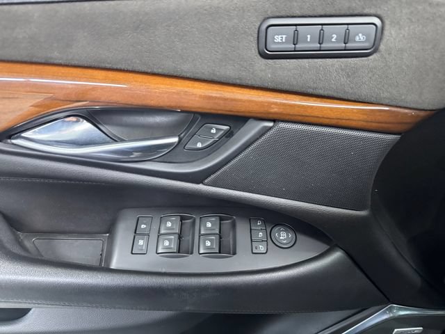 Used 2018 Cadillac Escalade ESV Luxury AWD/4WD image 28