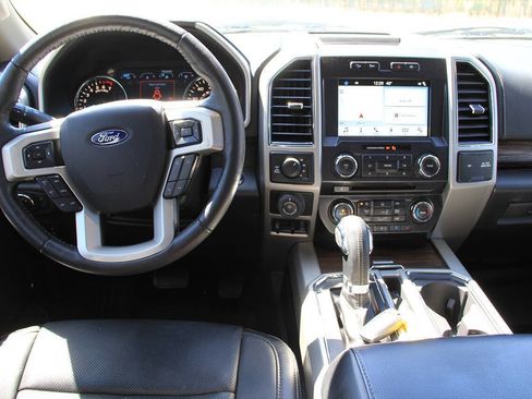 Used 2018 Ford F150 Lariat w/ Equipment Group 501A Mid image 22