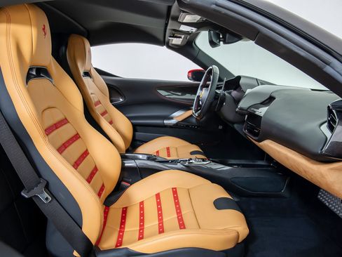 Certified 2023 Ferrari SF90 Spider AWD/4WD image 15