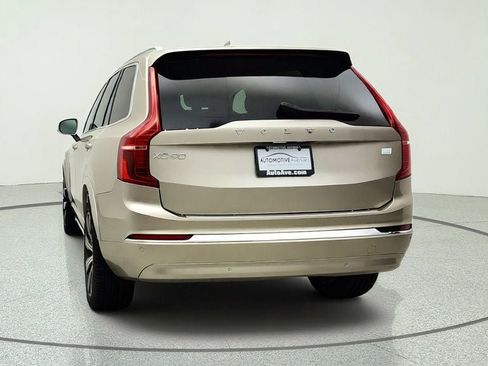 Used 2024 Volvo XC90 T8 Plus w/ Protection Package Premier AWD/4WD image 6