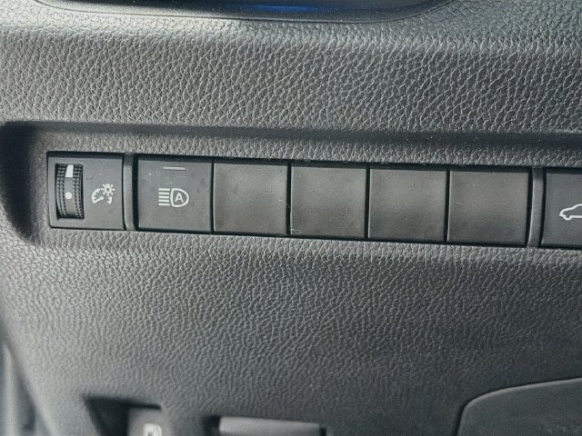 Used 2024 Toyota RAV4 XSE AWD/4WD image 10