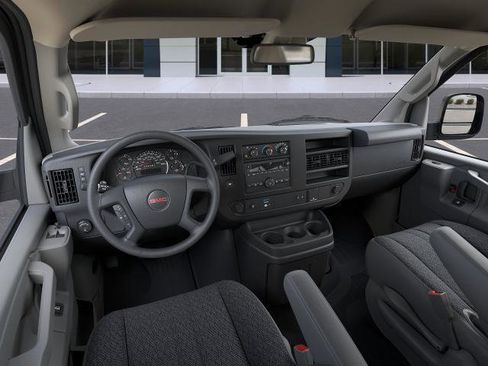 New 2026 GMC Savana 3500 RWD image 15