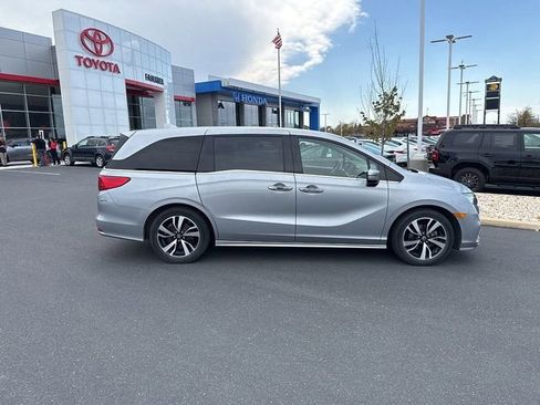 Used 2019 Honda Odyssey Elite image 8