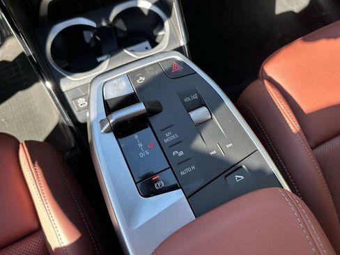 New 2026 BMW X1 xDrive28i image 19