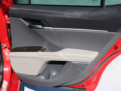 Certified 2023 Toyota Camry SE image 17