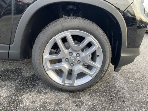 Used 2024 Honda Passport EX-L image 25