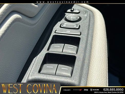 Used 2025 Honda Odyssey EX-L image 21
