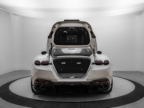 Certified 2022 Ferrari Roma Base image 22
