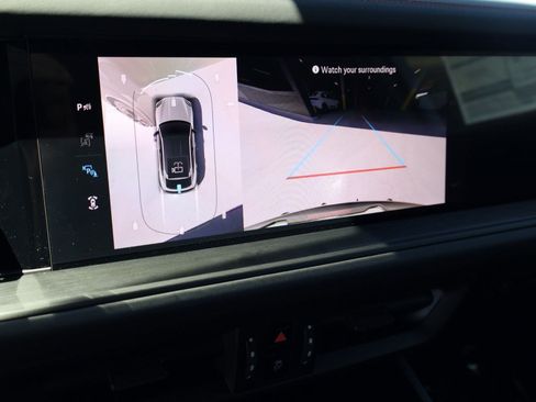 New 2026 Porsche Cayenne GTS AWD/4WD image 18
