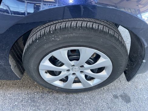 Used 2023 Toyota Corolla LE image 11