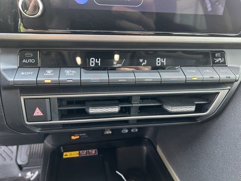 Certified 2025 Toyota Camry LE image 18