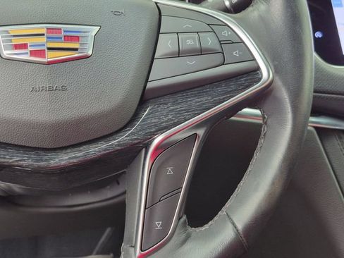 Certified 2023 Cadillac XT5 Premium Luxury AWD/4WD image 12