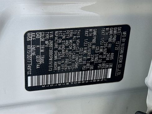 Used 2023 Nissan Rogue SV image 12