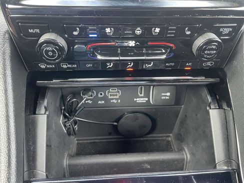 Used 2022 Jeep Grand Cherokee Trailhawk image 24