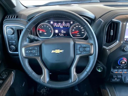 Used 2019 Chevrolet Silverado 1500 High Country w/ High Country Premium Package image 10