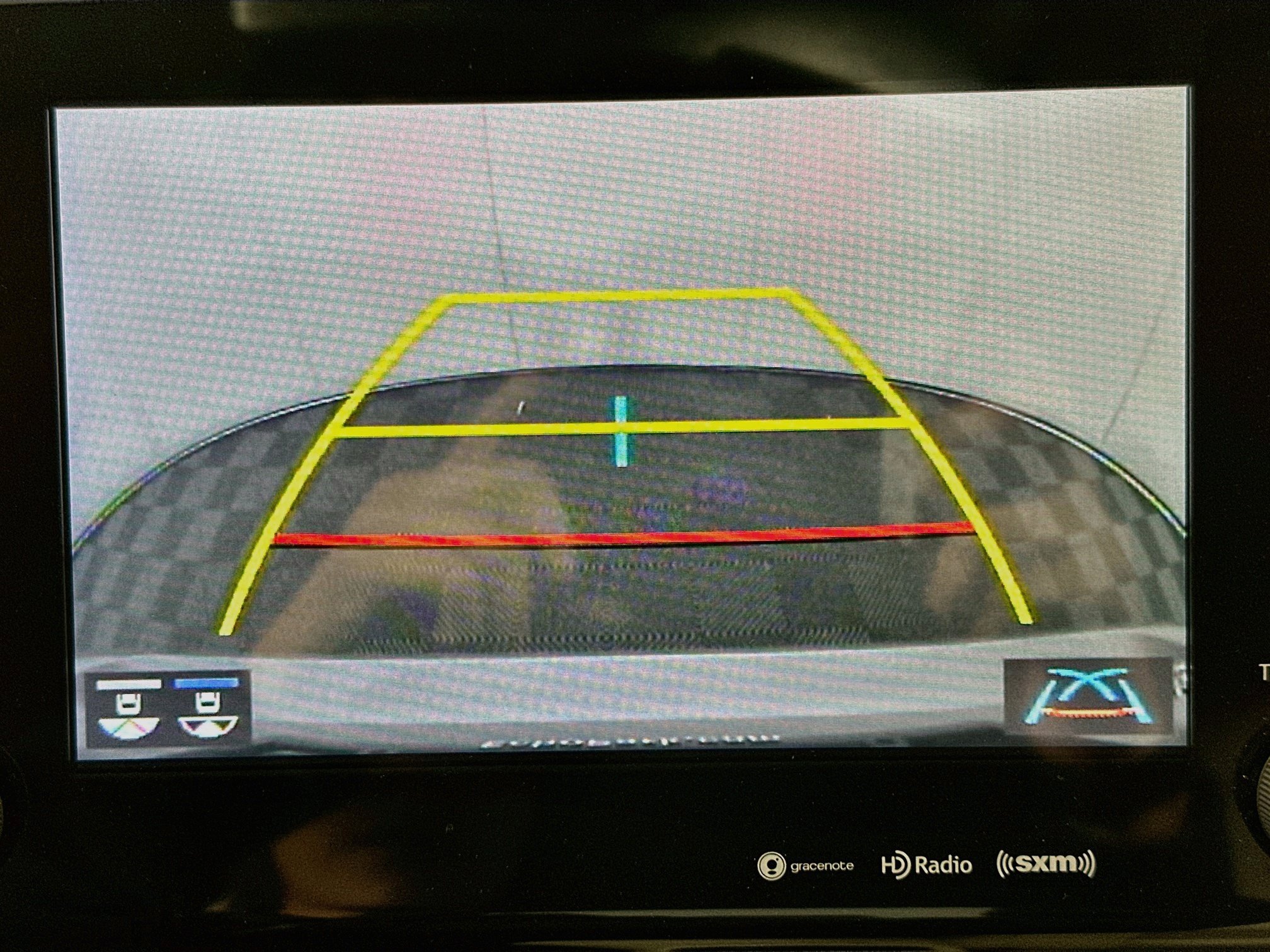 Used 2021 Toyota Avalon XLE FWD image 21