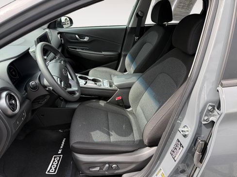 Used 2023 Hyundai Kona SE w/ Cargo Package FWD image 10