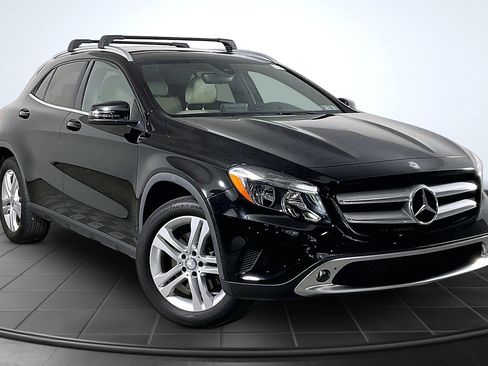 Used 2017 Mercedes-Benz GLA 250 image 12