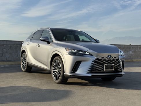 New 2026 Lexus RX 350 RX 350h Premium+ image 2