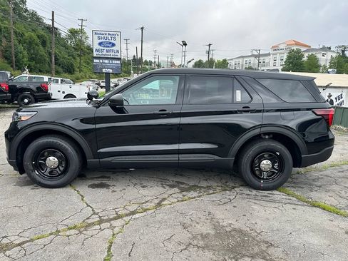 New 2026 Ford Explorer 4WD Police Interceptor image 2
