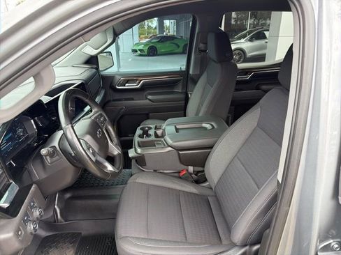 Used 2023 Chevrolet Silverado 1500 RST AWD/4WD image 5
