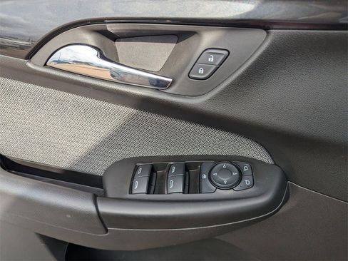 Used 2025 Chevrolet TrailBlazer LT image 16