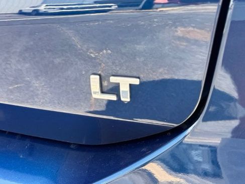 Used 2023 Chevrolet Equinox LT FWD image 7