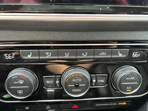 Used 2019 Volkswagen Atlas SEL FWD image 15