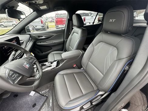 New 2026 Buick Envista Sport Touring image 11