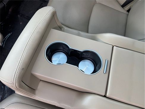 Used 2021 Land Rover Range Rover Westminster Edition image 41