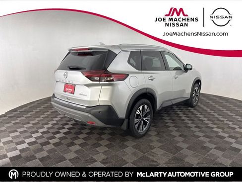 Certified 2023 Nissan Rogue SV w/ SV Premium Package image 5