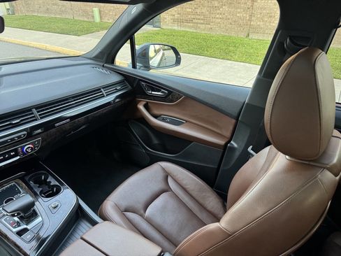 Used 2018 Audi Q7 3.0T Prestige AWD/4WD image 19
