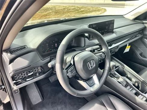 Certified 2025 Honda Accord Touring image 15